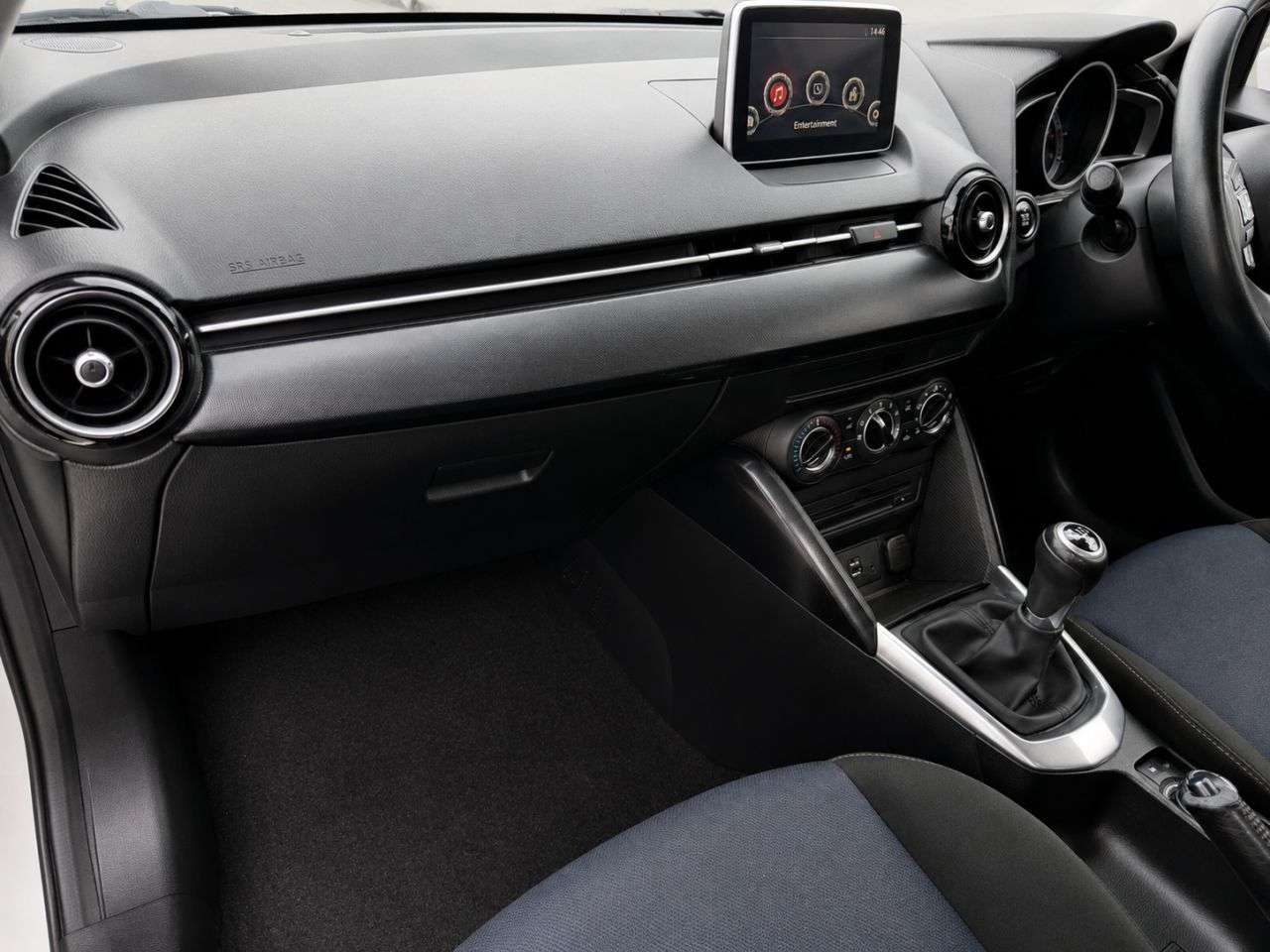 2015 MAZDA MAZDA2 2015 MAZDA MAZDA2