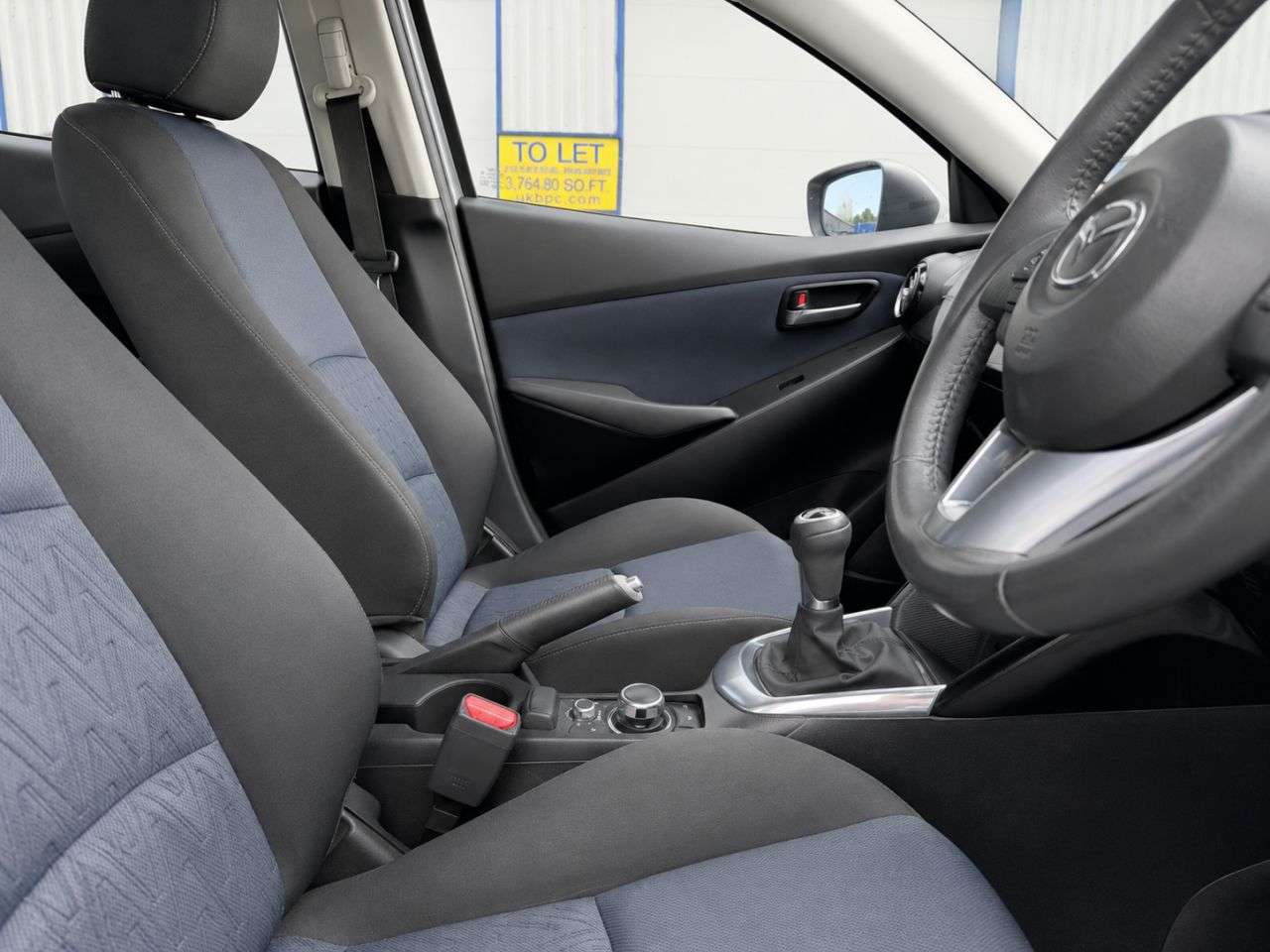 2015 MAZDA MAZDA2 2015 MAZDA MAZDA2