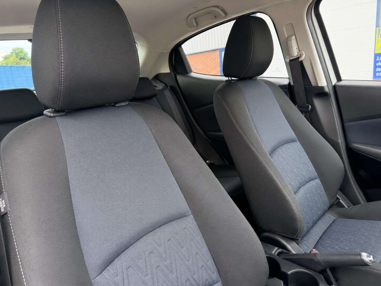2015 MAZDA MAZDA2 2015 MAZDA MAZDA2