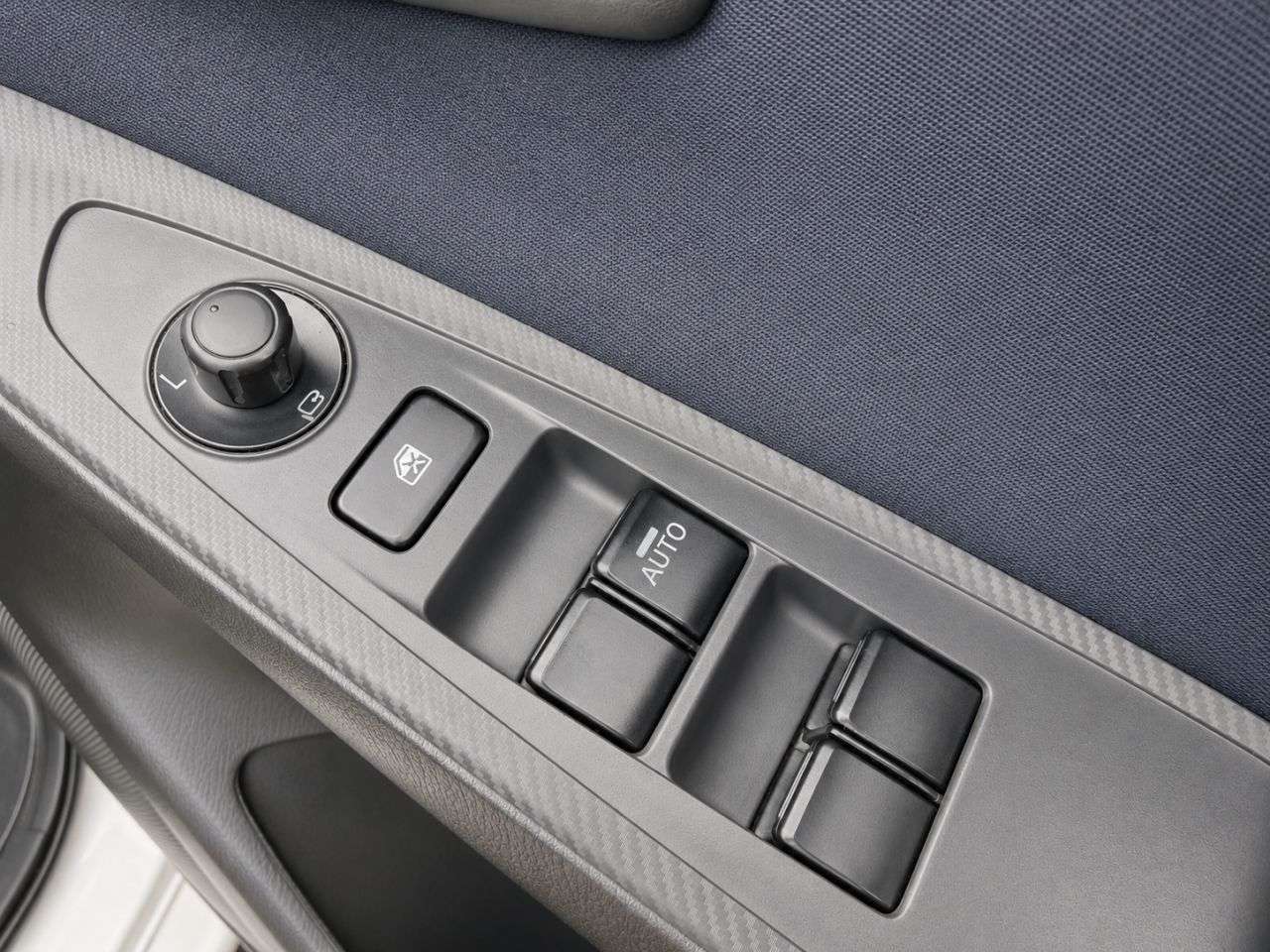 2015 MAZDA MAZDA2 2015 MAZDA MAZDA2