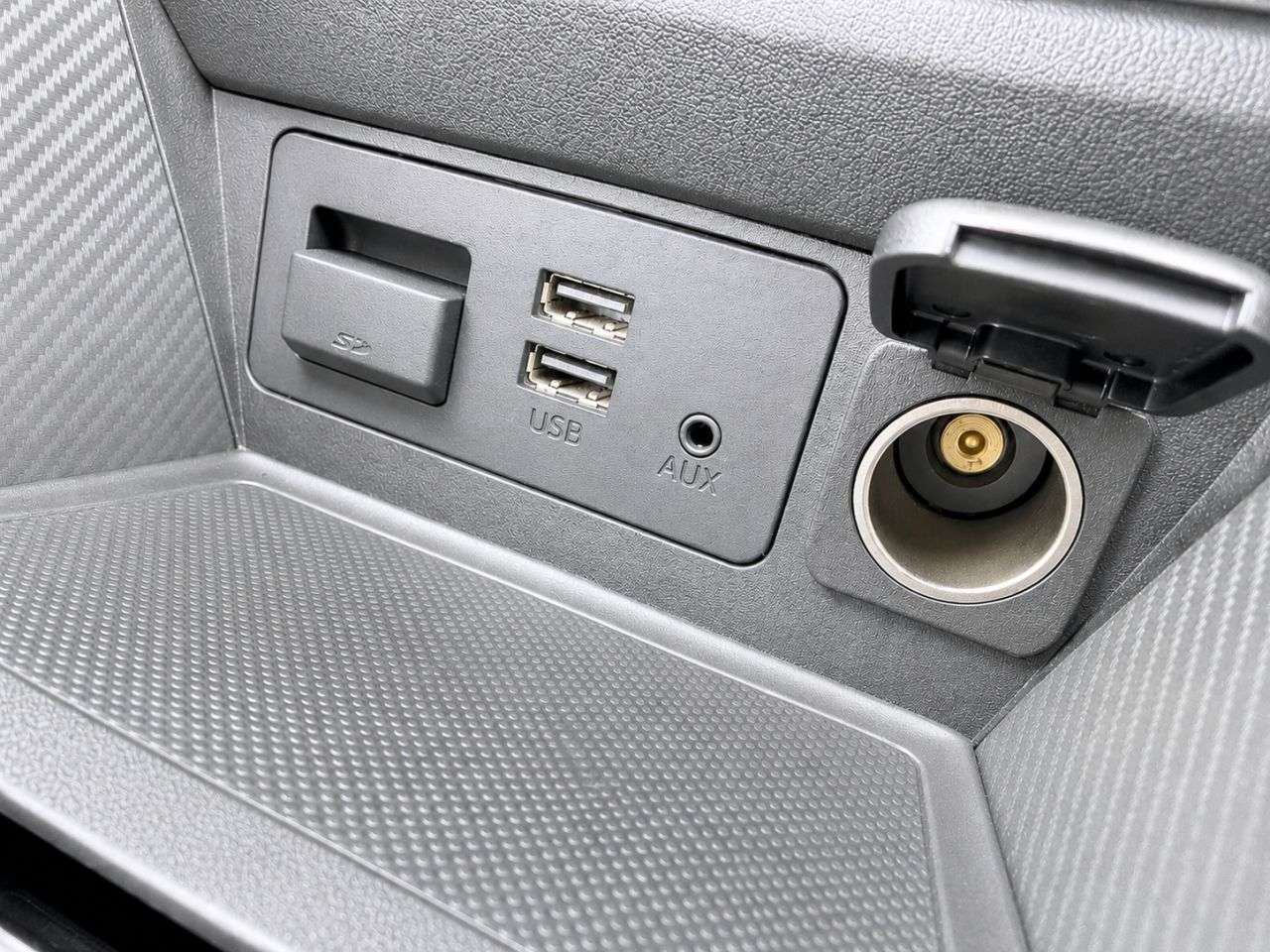 2015 MAZDA MAZDA2 2015 MAZDA MAZDA2