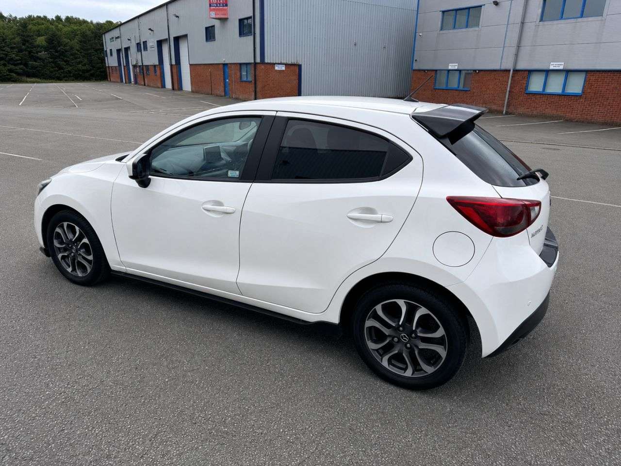 2015 MAZDA MAZDA2 2015 MAZDA MAZDA2