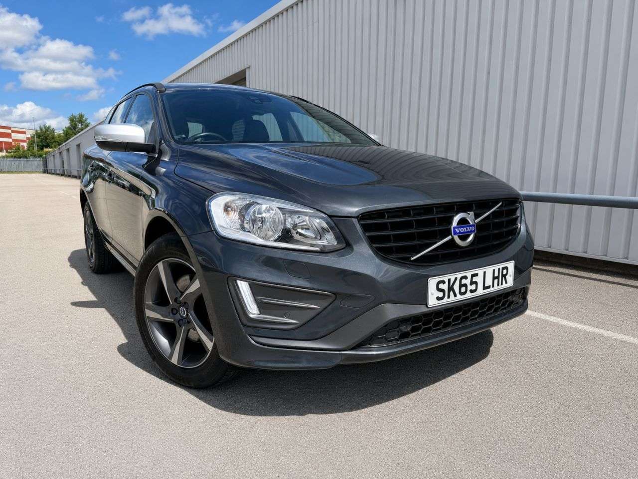 A 2015 VOLVO XC60 2.0 D4 R-Design Nav SUV 5dr Diesel Manual Euro 6 (s/s) (190 ps) 9 SERVICE S A 2015 VOLVO XC60 2.0 D4 R-Design Nav SUV 5dr Diesel Manual Euro 6 (s/s) (190 ps) 9 SERVICE S