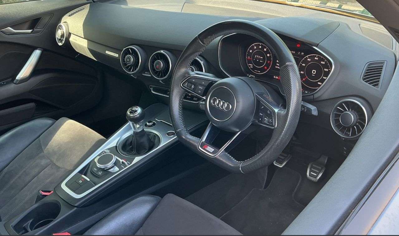 A 2015 AUDI TT 2.0 TFSI S line Coupe 3dr Petrol Manual Euro 6 (s/s) (230 ps) FULL SERVICE A 2015 AUDI TT 2.0 TFSI S line Coupe 3dr Petrol Manual Euro 6 (s/s) (230 ps) FULL SERVICE