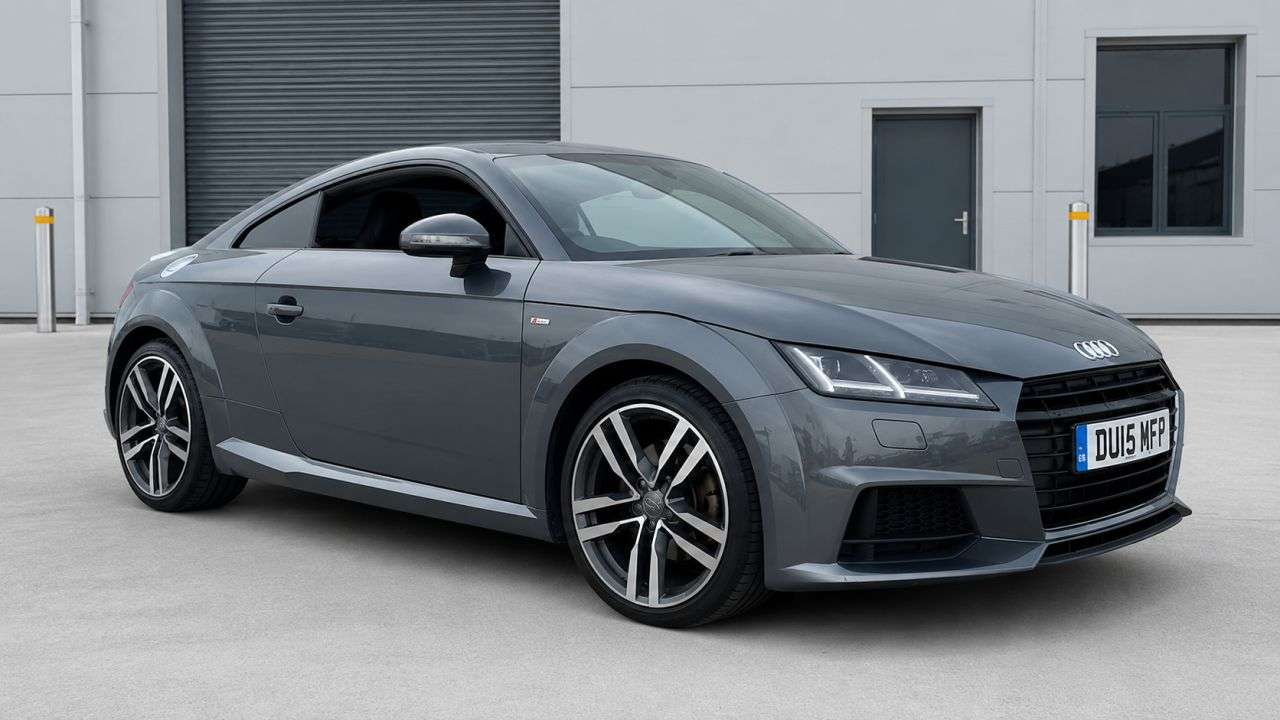 A 2015 AUDI TT 2.0 TFSI S line Coupe 3dr Petrol Manual Euro 6 (s/s) (230 ps) FULL SERVICE A 2015 AUDI TT 2.0 TFSI S line Coupe 3dr Petrol Manual Euro 6 (s/s) (230 ps) FULL SERVICE