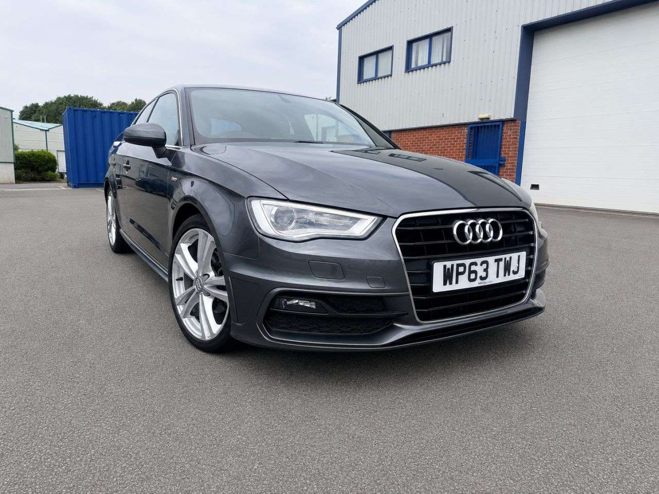 A 2013 AUDI A3 2.0 TDI S line Hatchback 3dr Diesel Manual Euro 5 (s/s) (150 ps) GOOD HISTO A 2013 AUDI A3 2.0 TDI S line Hatchback 3dr Diesel Manual Euro 5 (s/s) (150 ps) GOOD HISTO