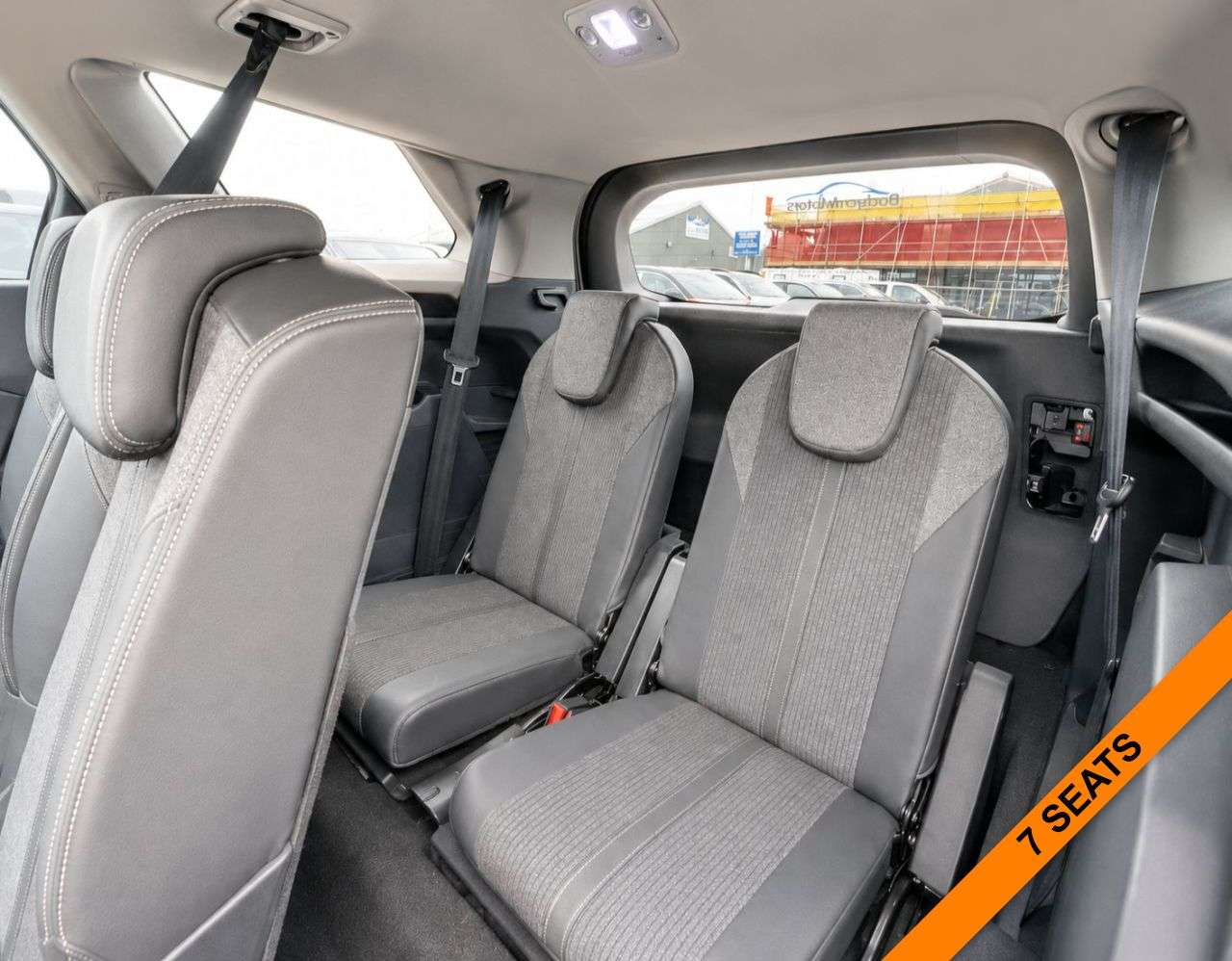 2018 PEUGEOT 5008 2018 PEUGEOT 5008