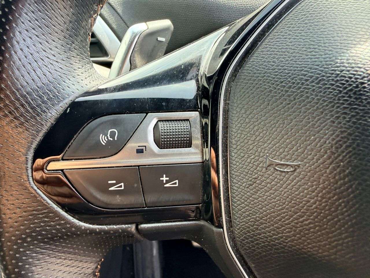 2018 PEUGEOT 5008 2018 PEUGEOT 5008