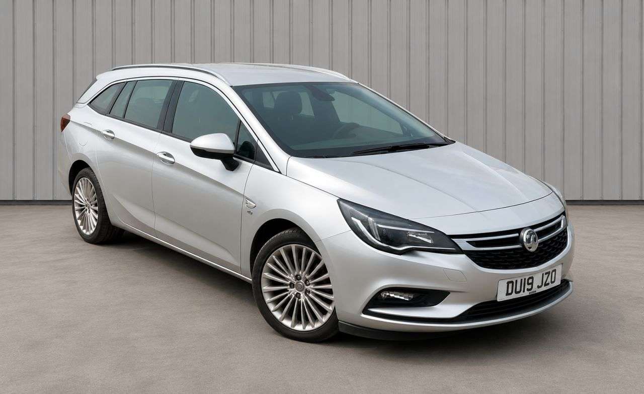 A 2019 VAUXHALL ASTRA 1.6 CDTi ecoTEC BlueInjection Elite Nav Sports Tourer 5dr Diesel Manual Eur A 2019 VAUXHALL ASTRA 1.6 CDTi ecoTEC BlueInjection Elite Nav Sports Tourer 5dr Diesel Manual Eur