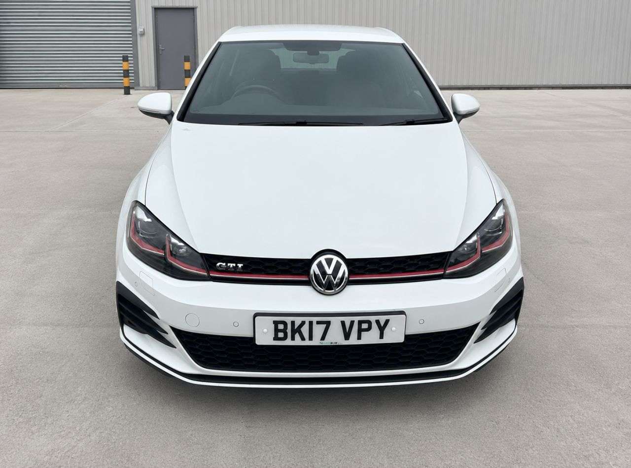 2017 VOLKSWAGEN GOLF 2017 VOLKSWAGEN GOLF