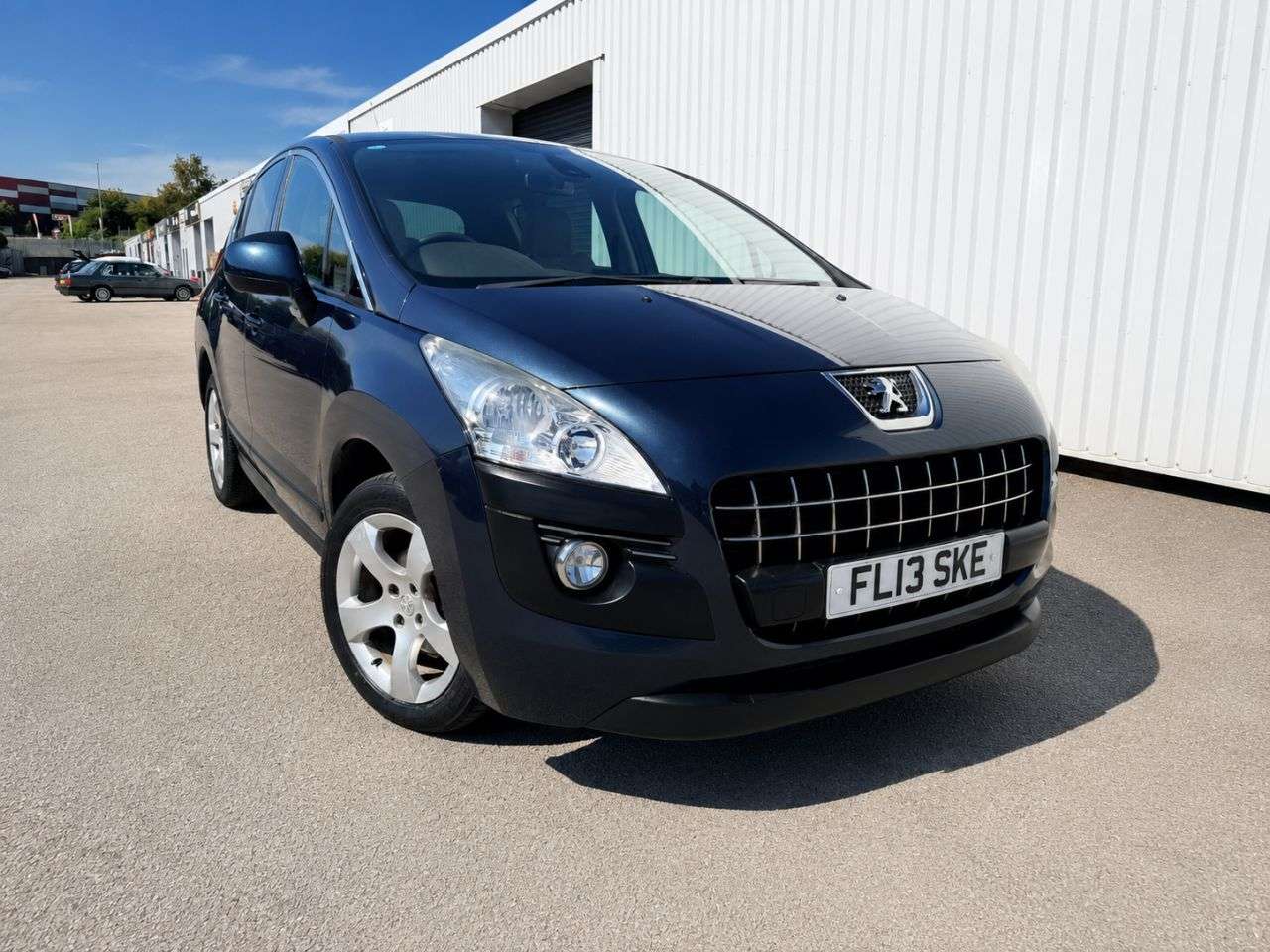 A 2013 PEUGEOT 3008 1.6 e-HDi Active SUV 5dr Diesel EGC Euro 5 (s/s) (115 ps) 12 MONTH MOT - NO A 2013 PEUGEOT 3008 1.6 e-HDi Active SUV 5dr Diesel EGC Euro 5 (s/s) (115 ps) 12 MONTH MOT - NO