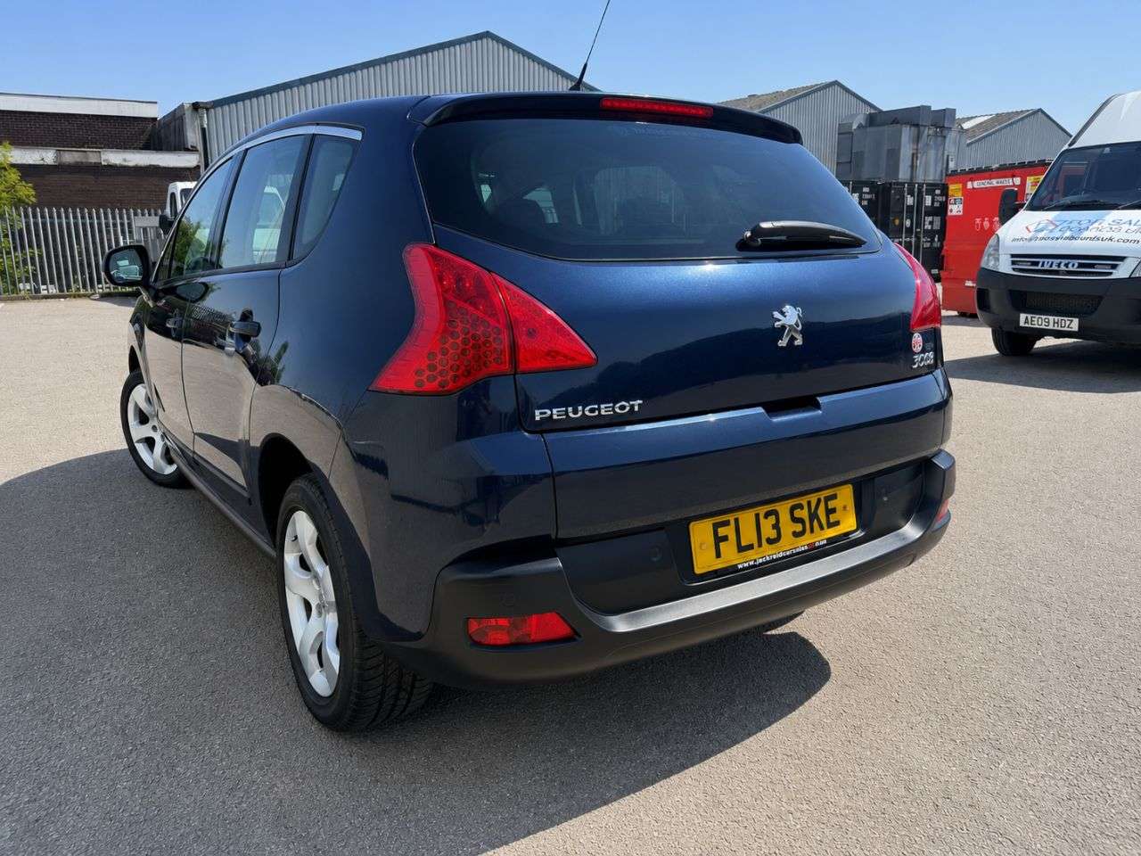 2013 PEUGEOT 3008 2013 PEUGEOT 3008
