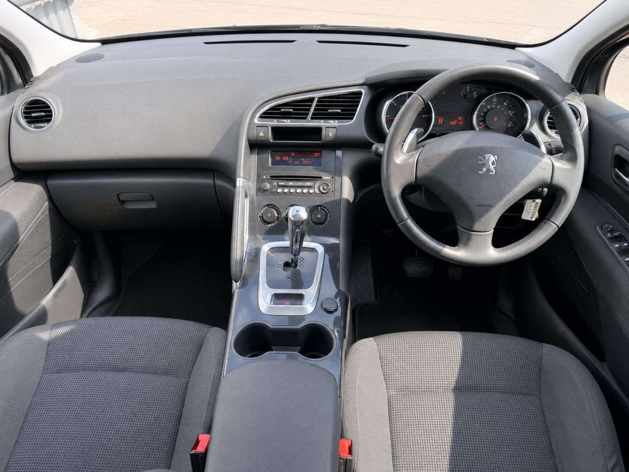 2013 PEUGEOT 3008 2013 PEUGEOT 3008