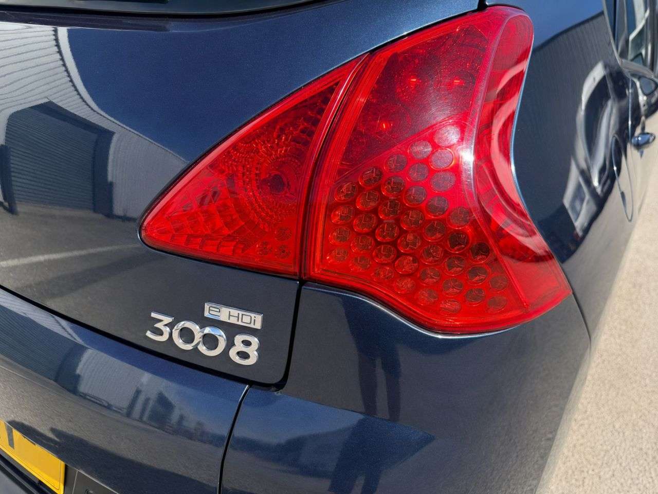 2013 PEUGEOT 3008 2013 PEUGEOT 3008