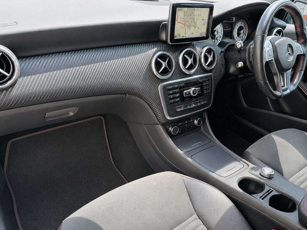 2014 MERCEDES-BENZ A CLASS 2014 MERCEDES-BENZ A CLASS