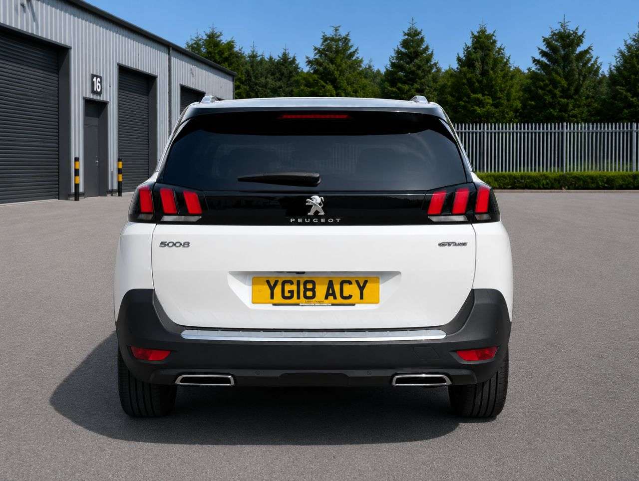 2018 PEUGEOT 5008 2018 PEUGEOT 5008