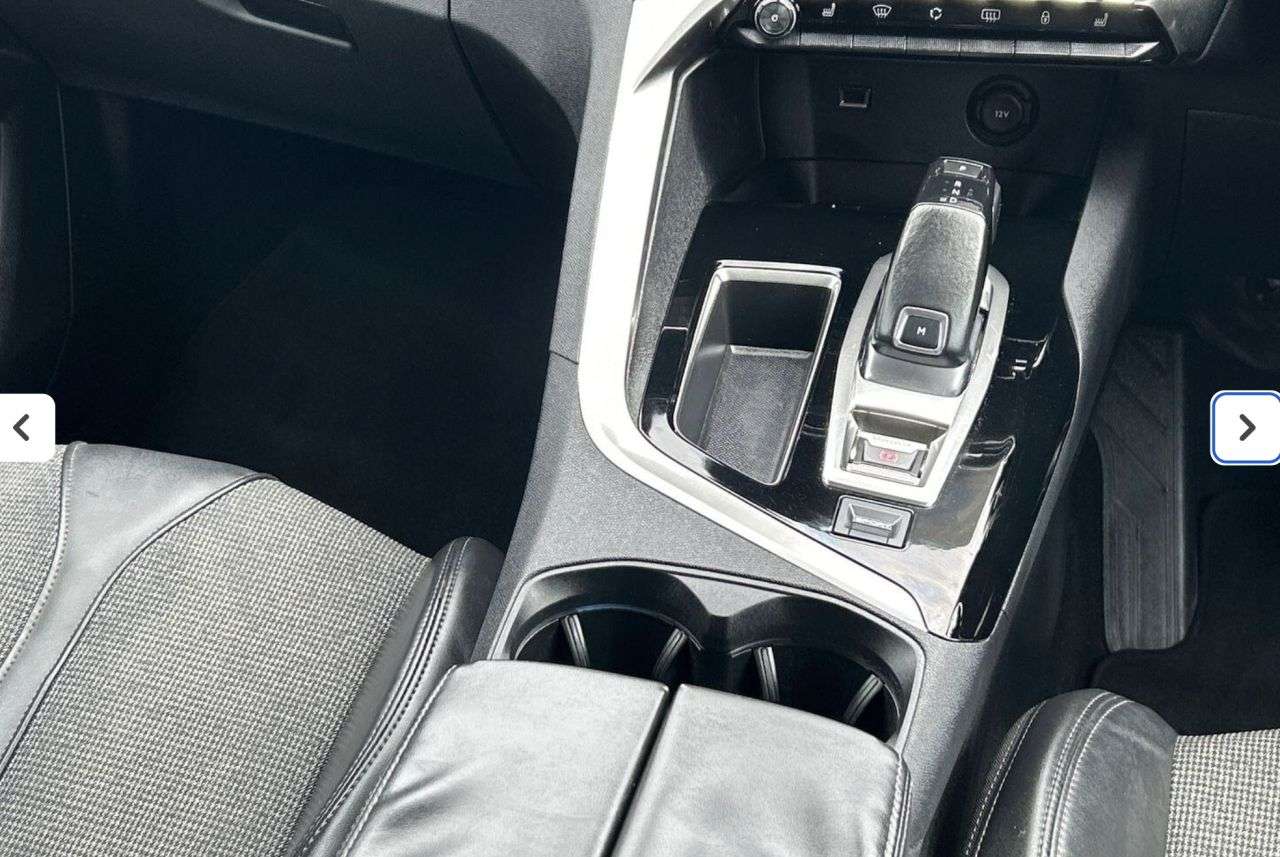 2018 PEUGEOT 5008 2018 PEUGEOT 5008