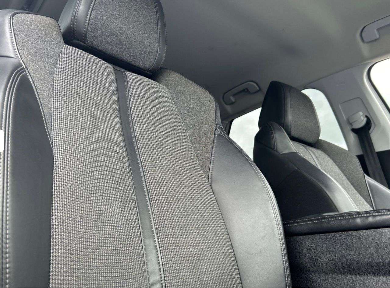 2018 PEUGEOT 5008 2018 PEUGEOT 5008