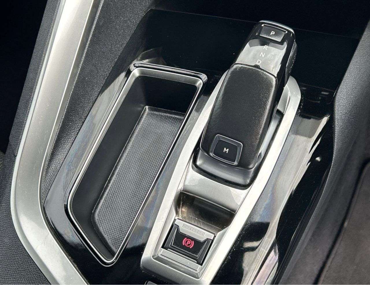 2018 PEUGEOT 5008 2018 PEUGEOT 5008