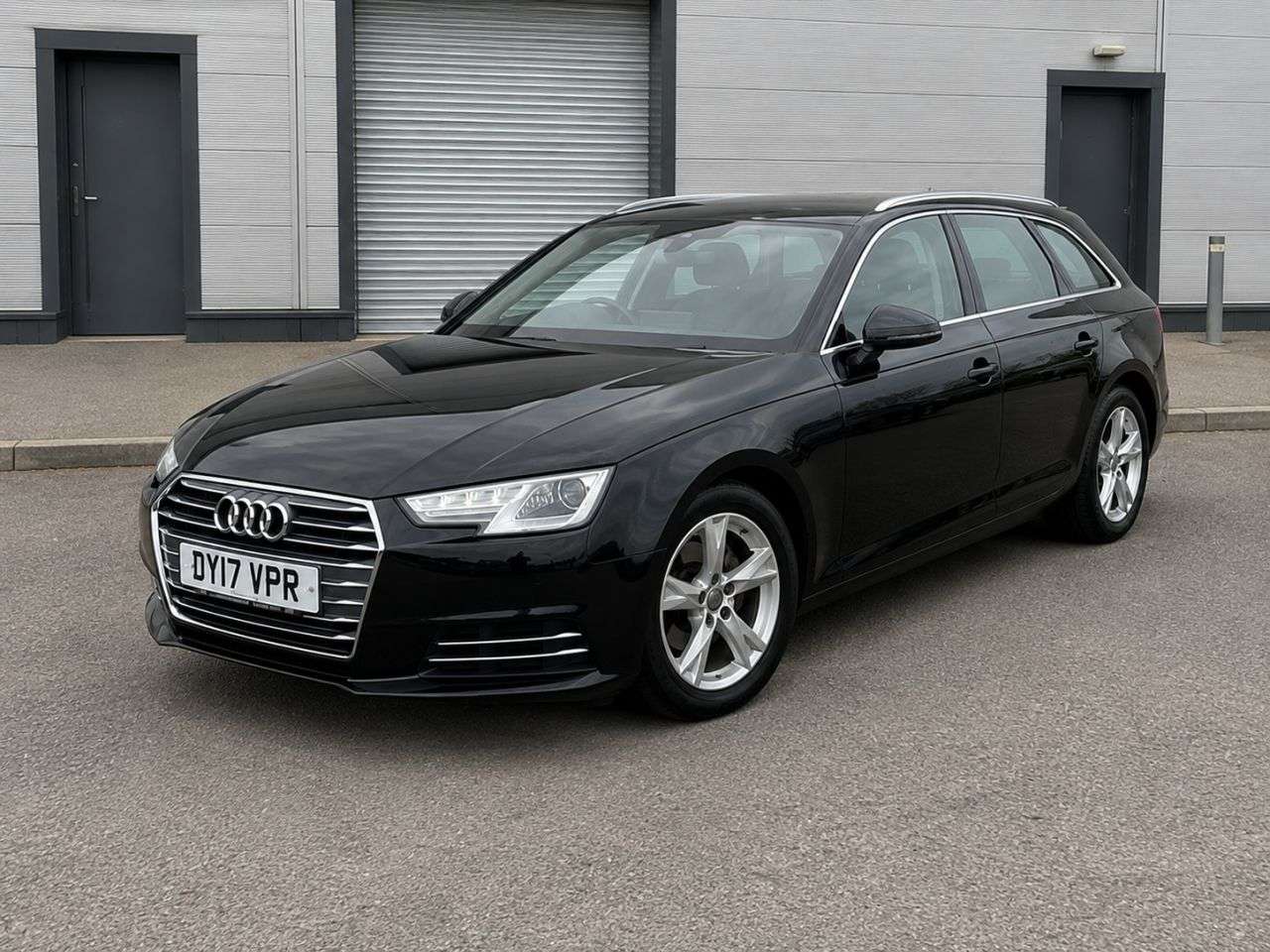 2017 AUDI A4 AVANT 2017 AUDI A4 AVANT