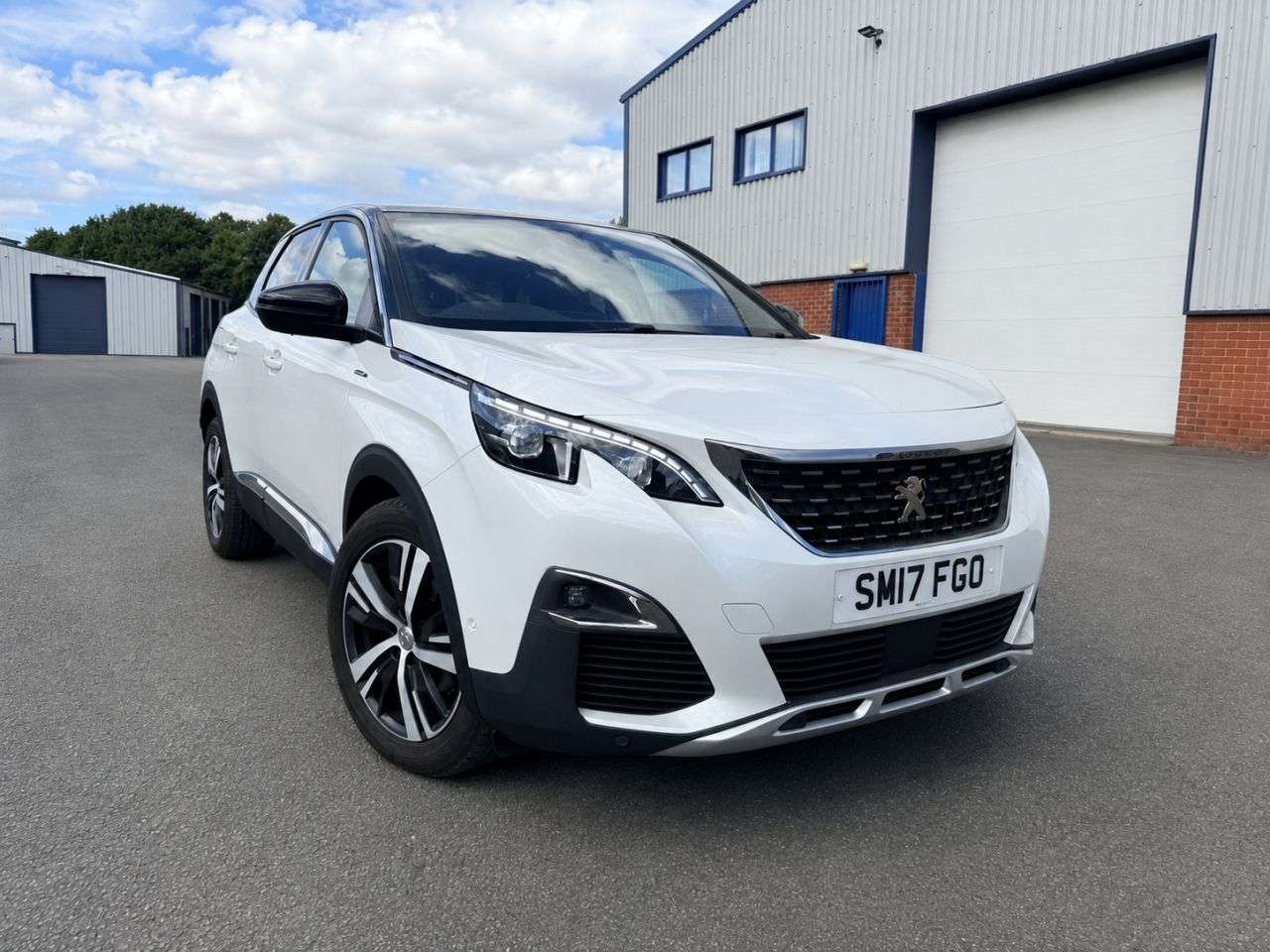 A 2017 PEUGEOT 3008 1.6 THP GT Line SUV 5dr Petrol EAT Euro 6 (s/s) (165 ps) FULL COLOUR REVERS A 2017 PEUGEOT 3008 1.6 THP GT Line SUV 5dr Petrol EAT Euro 6 (s/s) (165 ps) FULL COLOUR REVERS