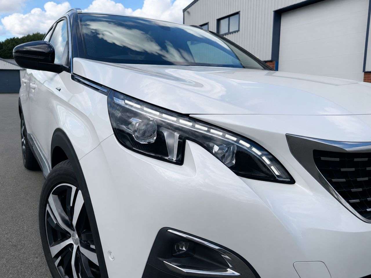 2017 PEUGEOT 3008 2017 PEUGEOT 3008