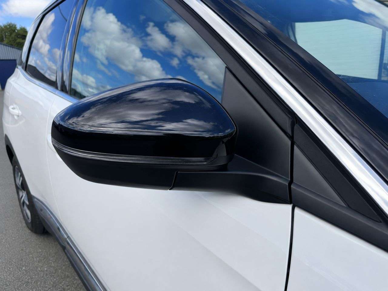 2017 PEUGEOT 3008 2017 PEUGEOT 3008