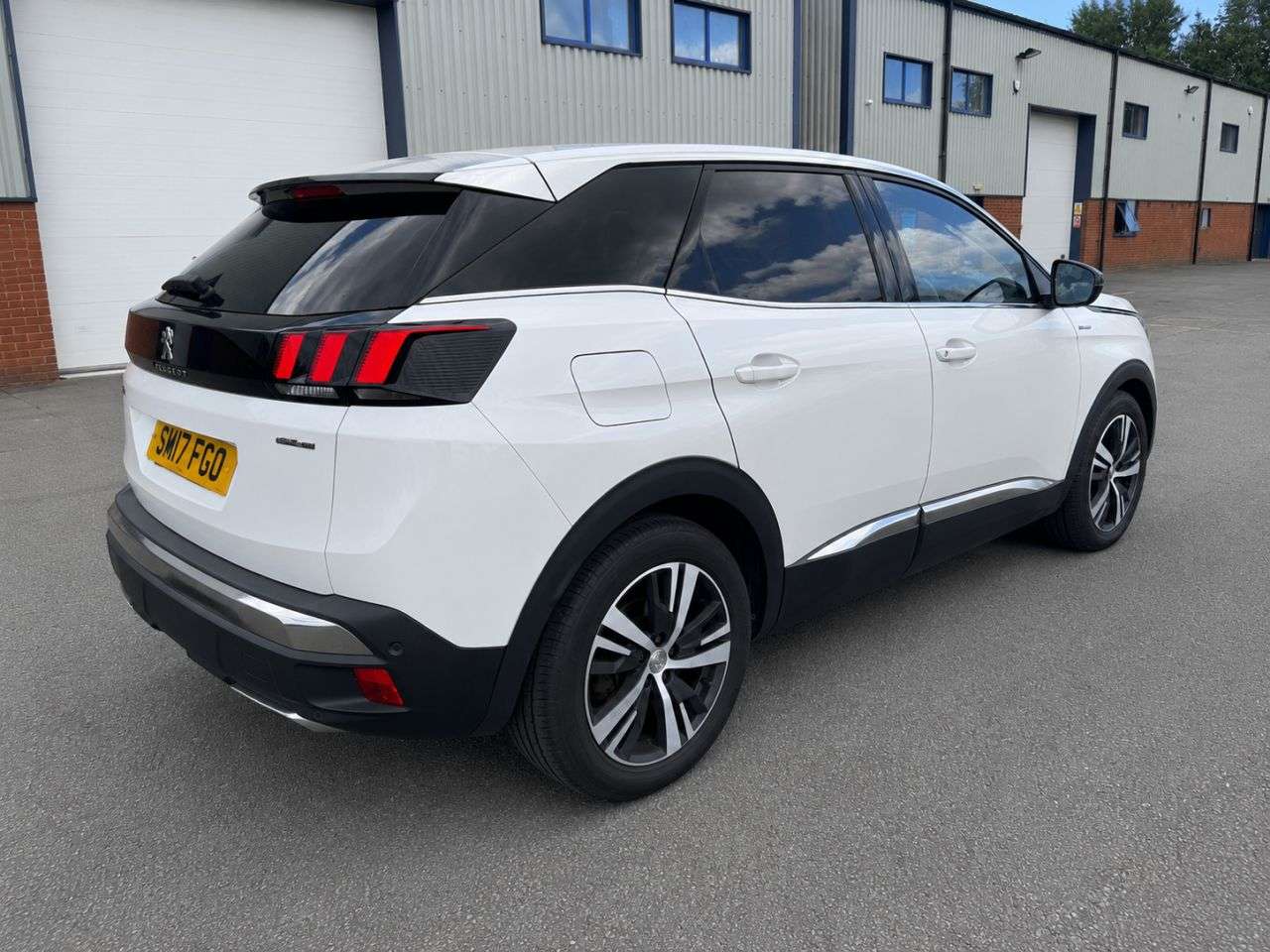2017 PEUGEOT 3008 2017 PEUGEOT 3008