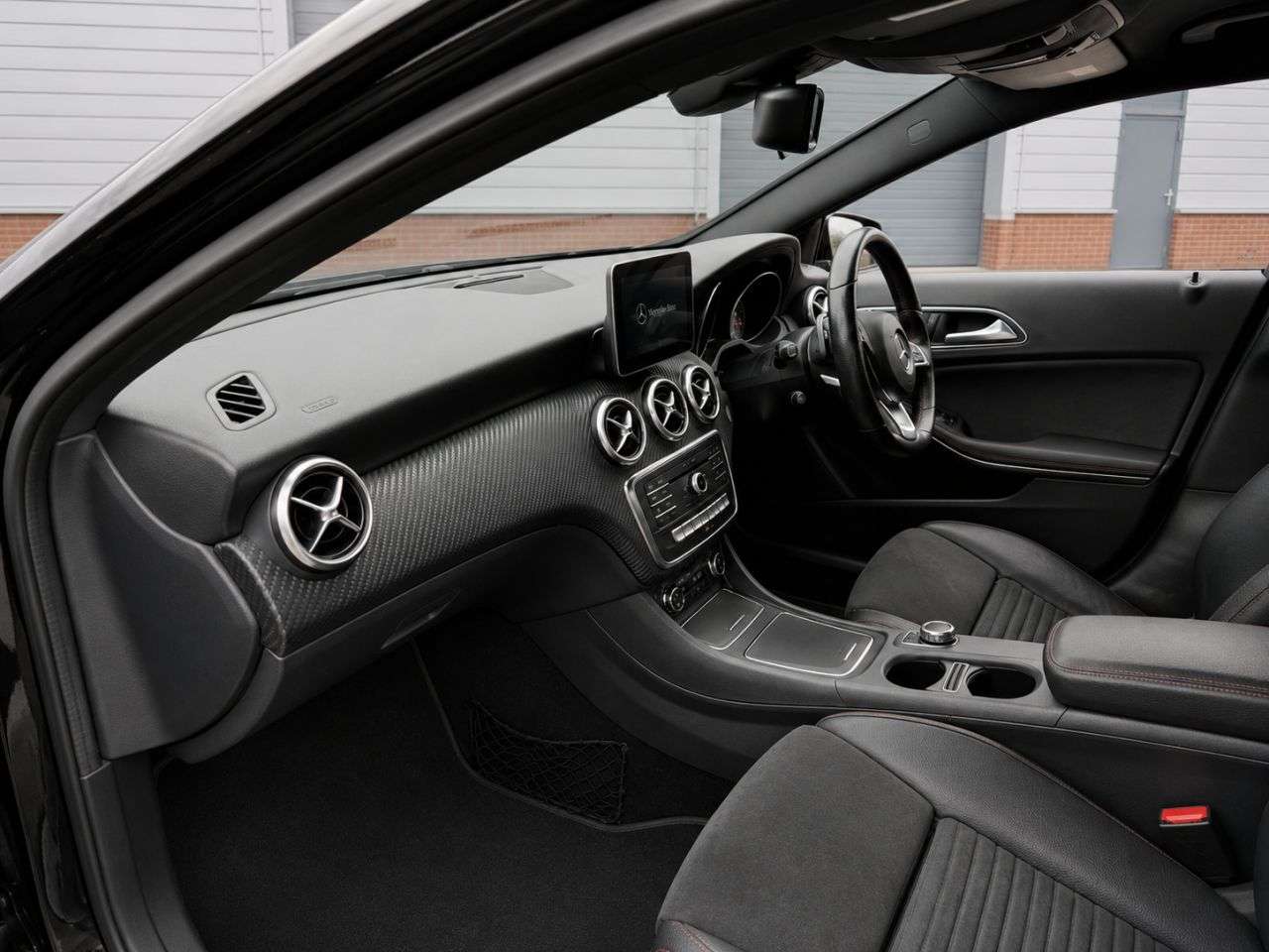 2017 MERCEDES-BENZ A CLASS 2017 MERCEDES-BENZ A CLASS