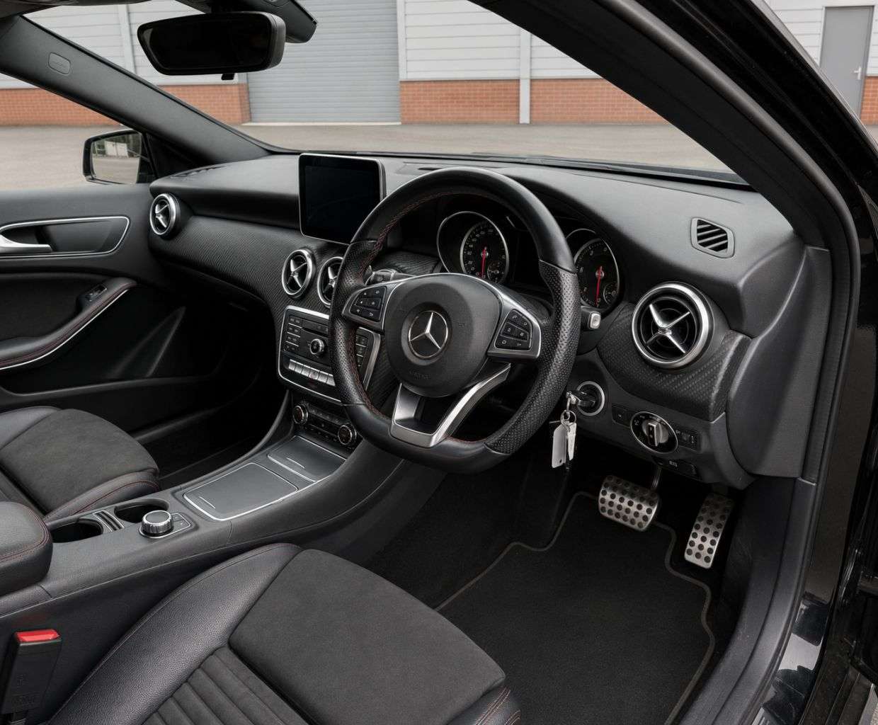 A 2017 MERCEDES-BENZ A CLASS 1.5 A180d AMG Line (Executive) Hatchback 5dr Diesel 7G-DCT Euro 6 (s/s) (10 A 2017 MERCEDES-BENZ A CLASS 1.5 A180d AMG Line (Executive) Hatchback 5dr Diesel 7G-DCT Euro 6 (s/s) (10
