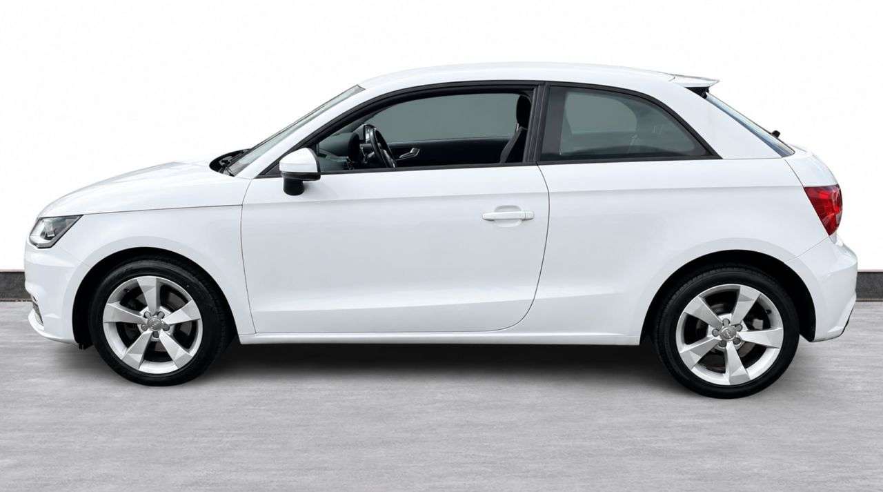 2016 AUDI A1 2016 AUDI A1