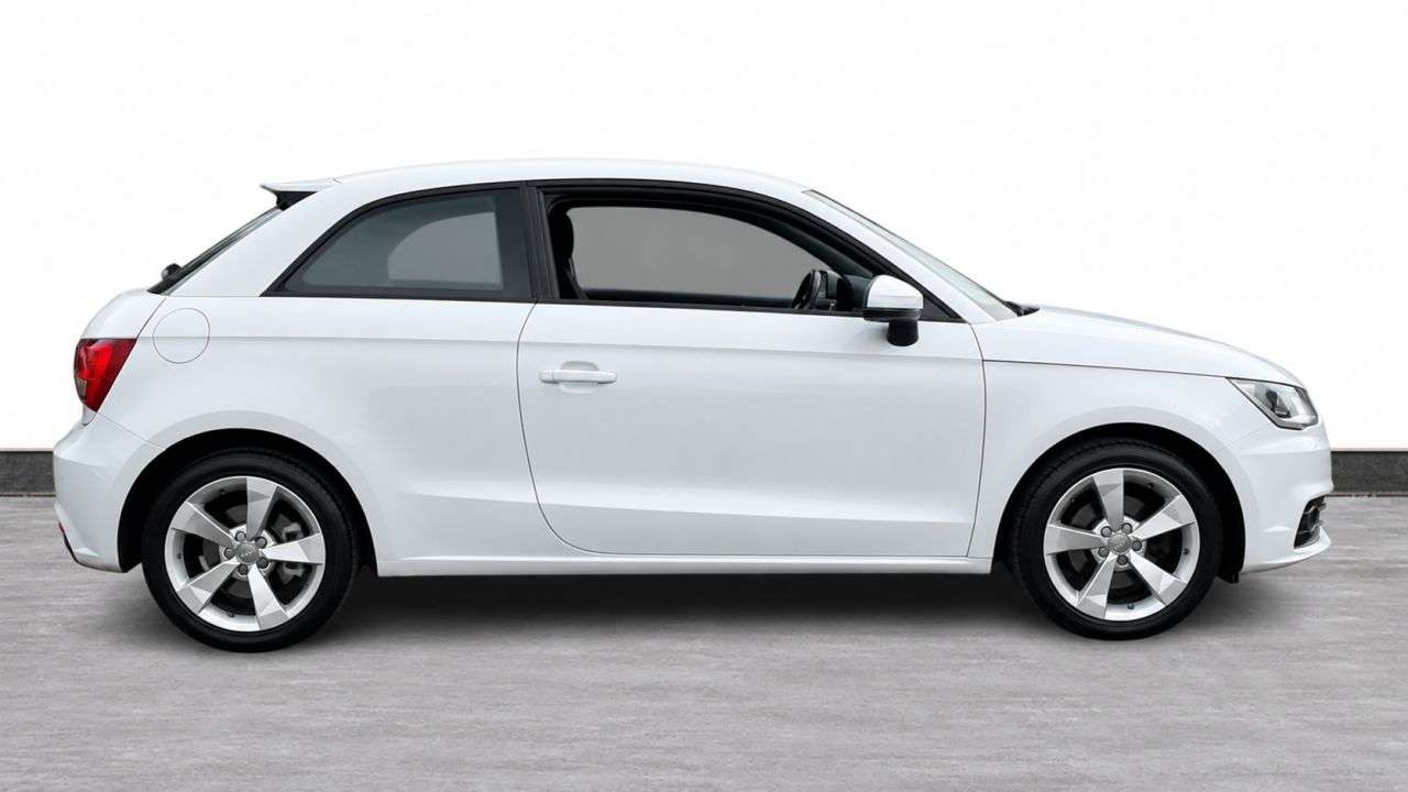 A 2016 AUDI A1 1.4 TFSI Sport Hatchback 3dr Petrol Manual Euro 6 (s/s) (125 ps) AUDI SERVI A 2016 AUDI A1 1.4 TFSI Sport Hatchback 3dr Petrol Manual Euro 6 (s/s) (125 ps) AUDI SERVI