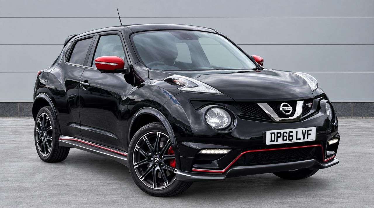 A 2016 NISSAN JUKE 1.6 DIG-T Nismo RS SUV 5dr Petrol Manual Euro 6 (218 ps) SAT NAV - DAB RADI A 2016 NISSAN JUKE 1.6 DIG-T Nismo RS SUV 5dr Petrol Manual Euro 6 (218 ps) SAT NAV - DAB RADI