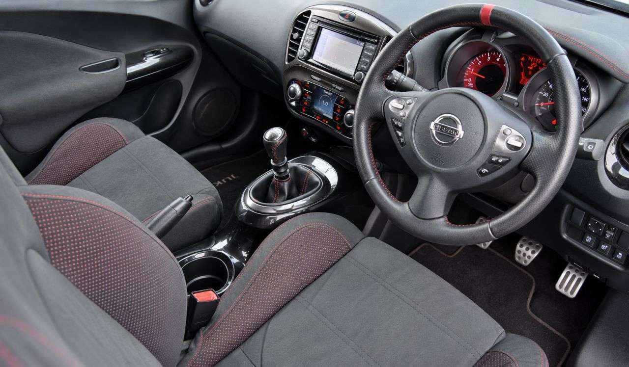 A 2016 NISSAN JUKE 1.6 DIG-T Nismo RS SUV 5dr Petrol Manual Euro 6 (218 ps) SAT NAV - DAB RADI A 2016 NISSAN JUKE 1.6 DIG-T Nismo RS SUV 5dr Petrol Manual Euro 6 (218 ps) SAT NAV - DAB RADI