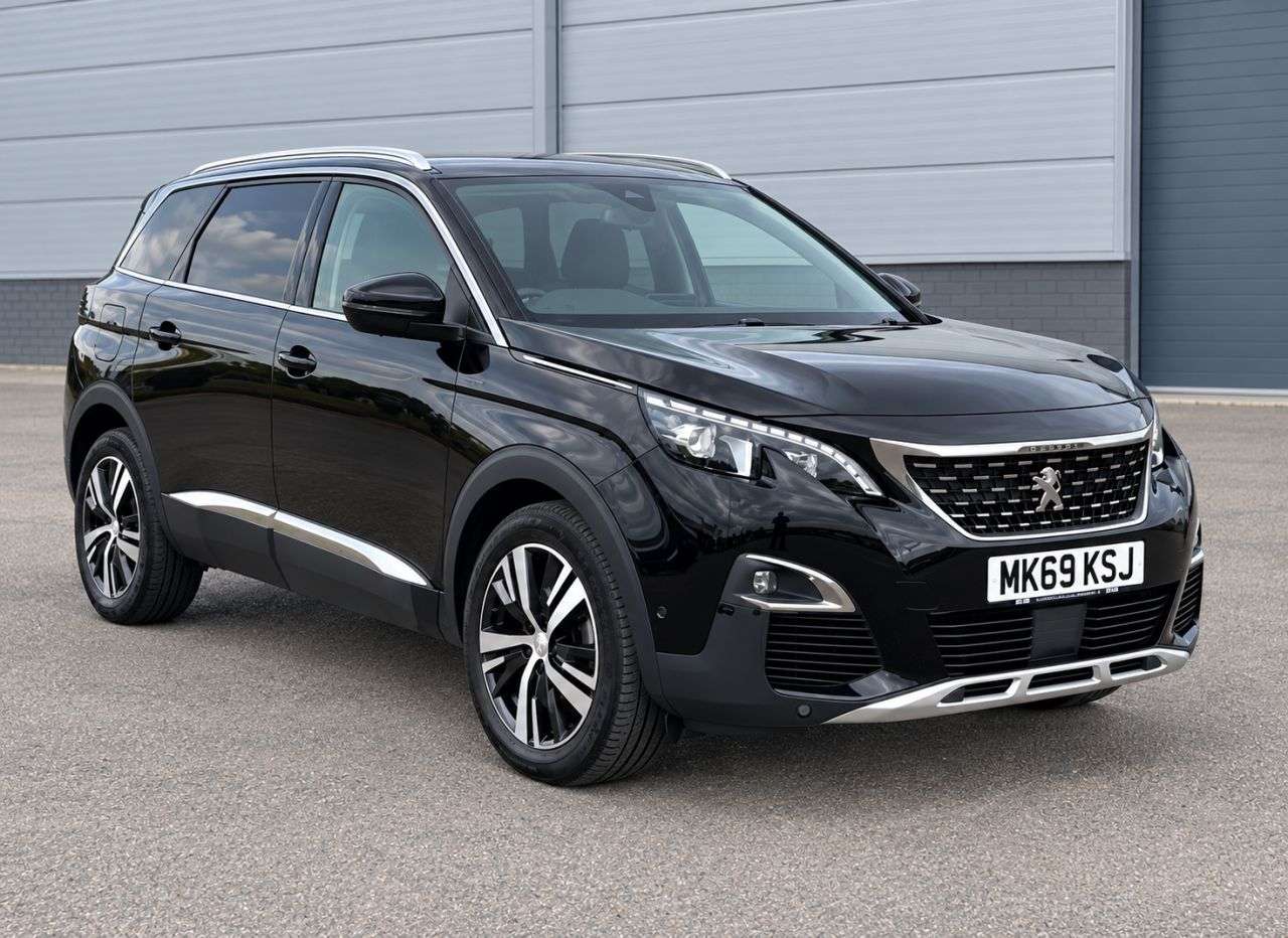 A 2019 PEUGEOT 5008 1.5 BlueHDi GT Line SUV 5dr Diesel EAT Euro 6 (s/s) (130 ps) *** FOUR BRAND A 2019 PEUGEOT 5008 1.5 BlueHDi GT Line SUV 5dr Diesel EAT Euro 6 (s/s) (130 ps) *** FOUR BRAND