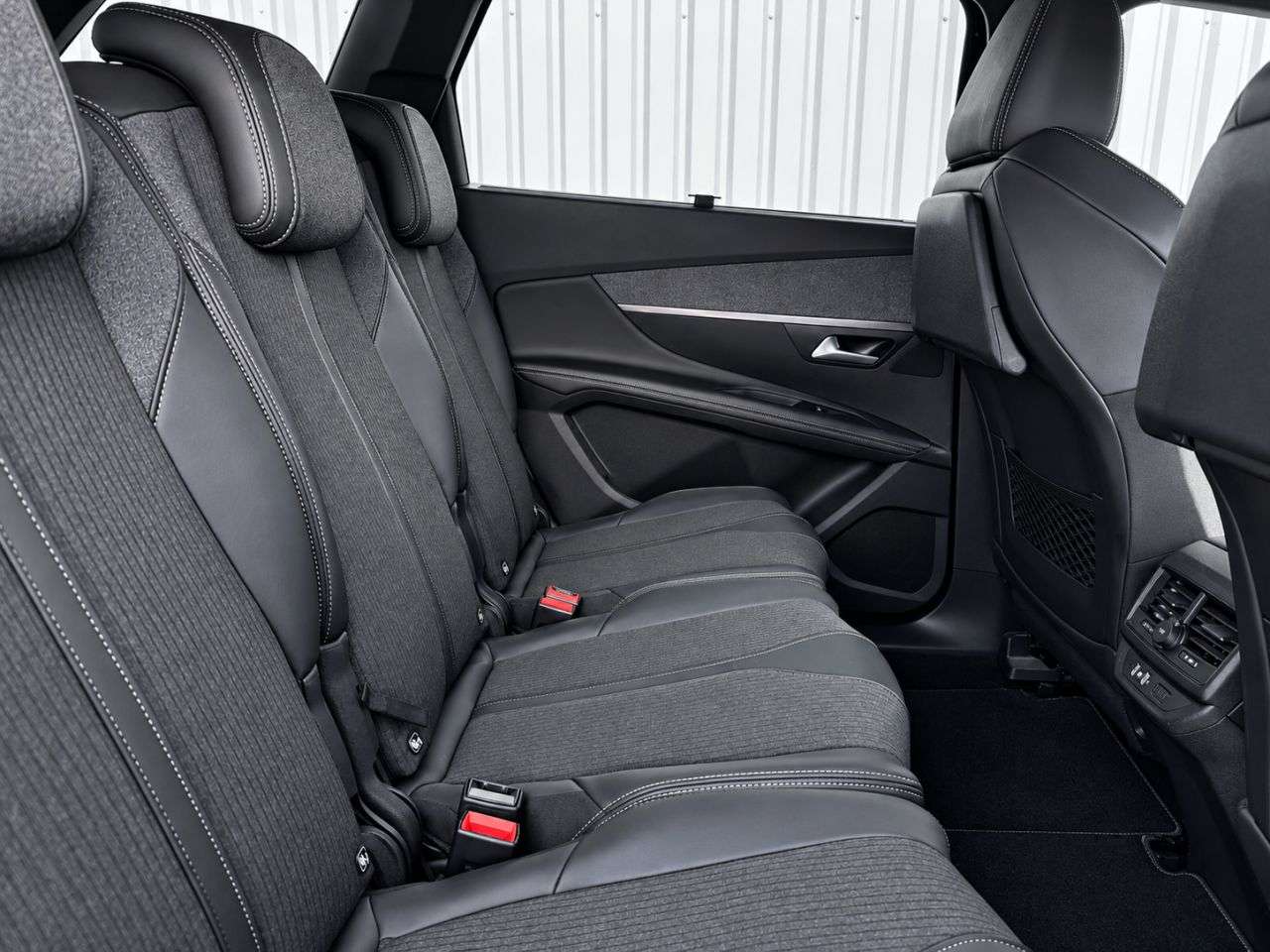 2019 PEUGEOT 5008 2019 PEUGEOT 5008