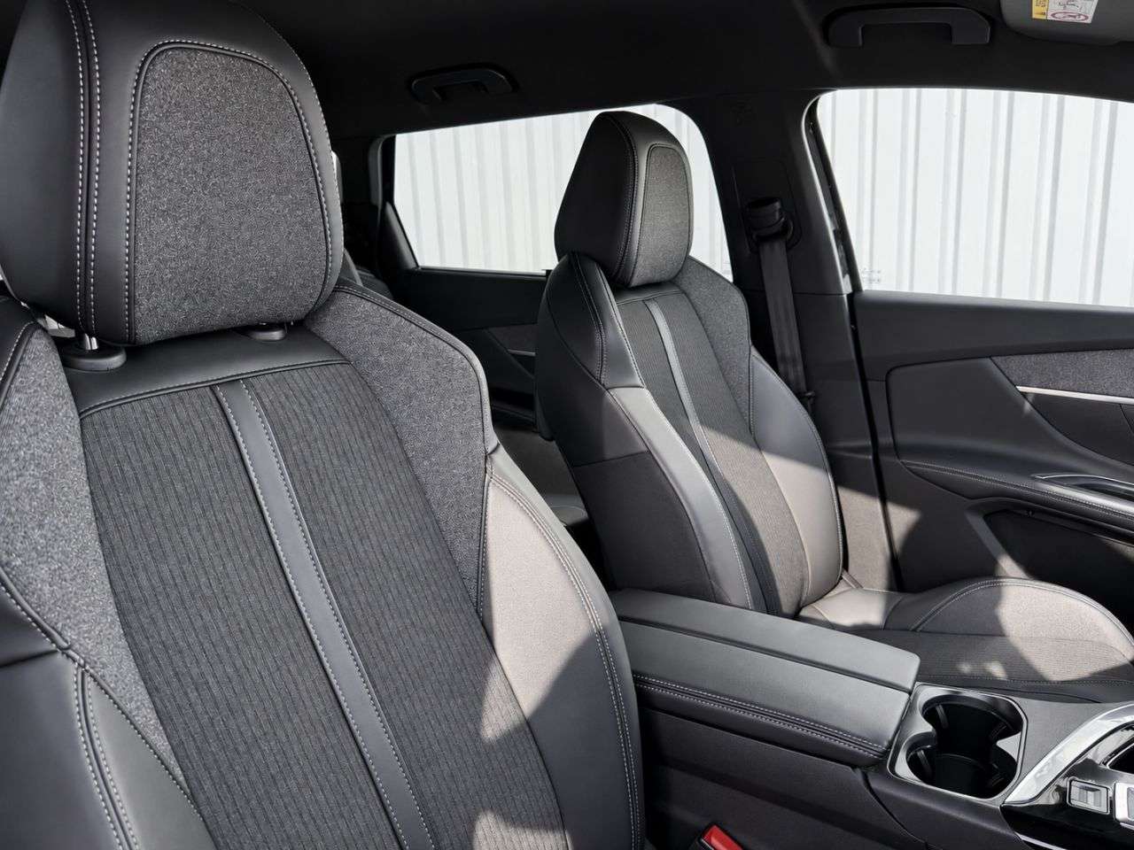 2019 PEUGEOT 5008 2019 PEUGEOT 5008