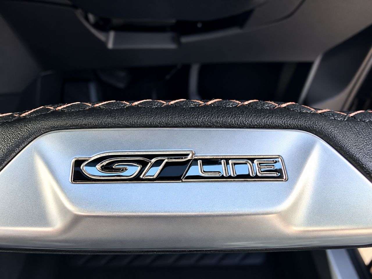 2019 PEUGEOT 5008 2019 PEUGEOT 5008