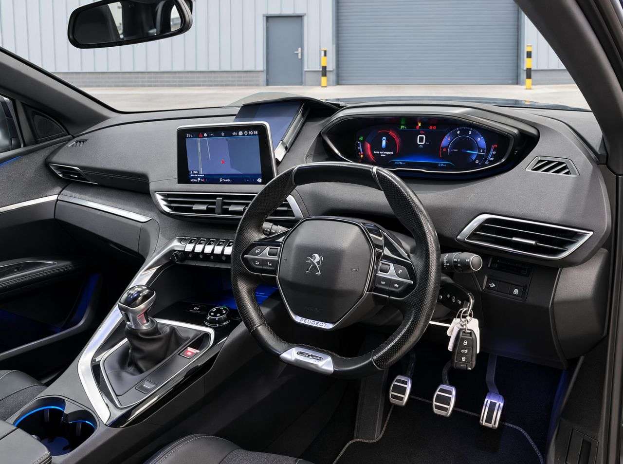 2019 PEUGEOT 5008 2019 PEUGEOT 5008