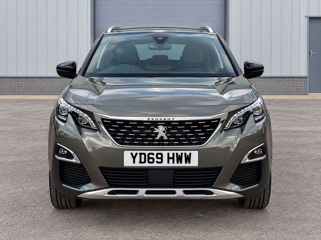 2019 PEUGEOT 5008 2019 PEUGEOT 5008