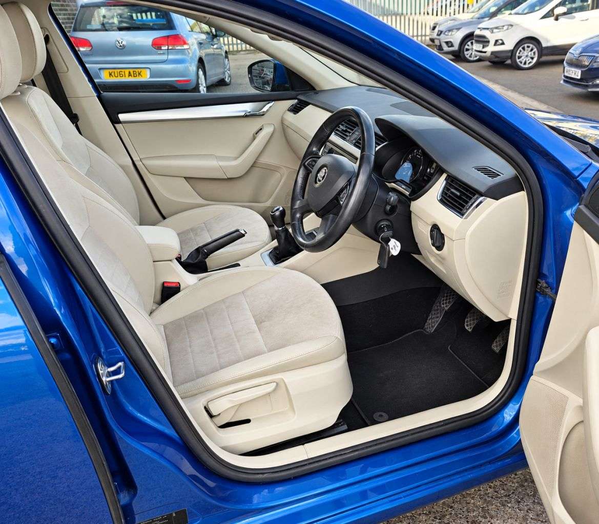 2014 SKODA OCTAVIA 2014 SKODA OCTAVIA