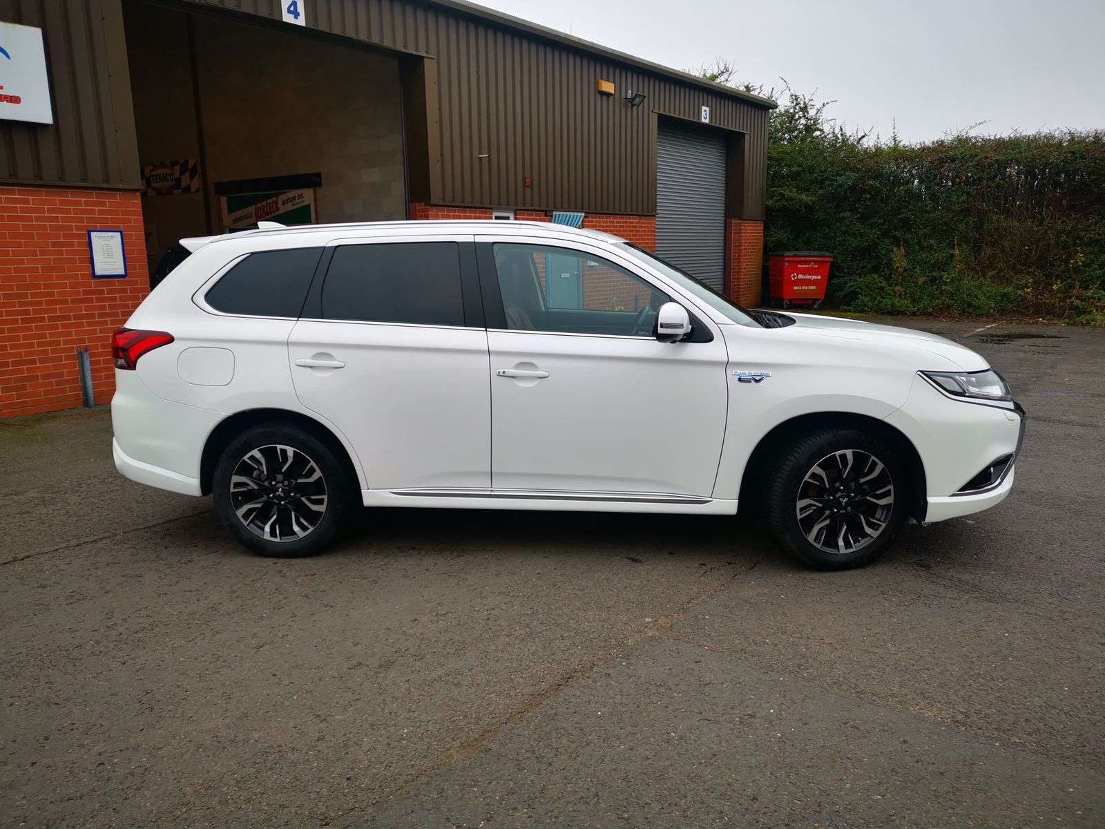 2016 MITSUBISHI OUTLANDER 2016 MITSUBISHI OUTLANDER