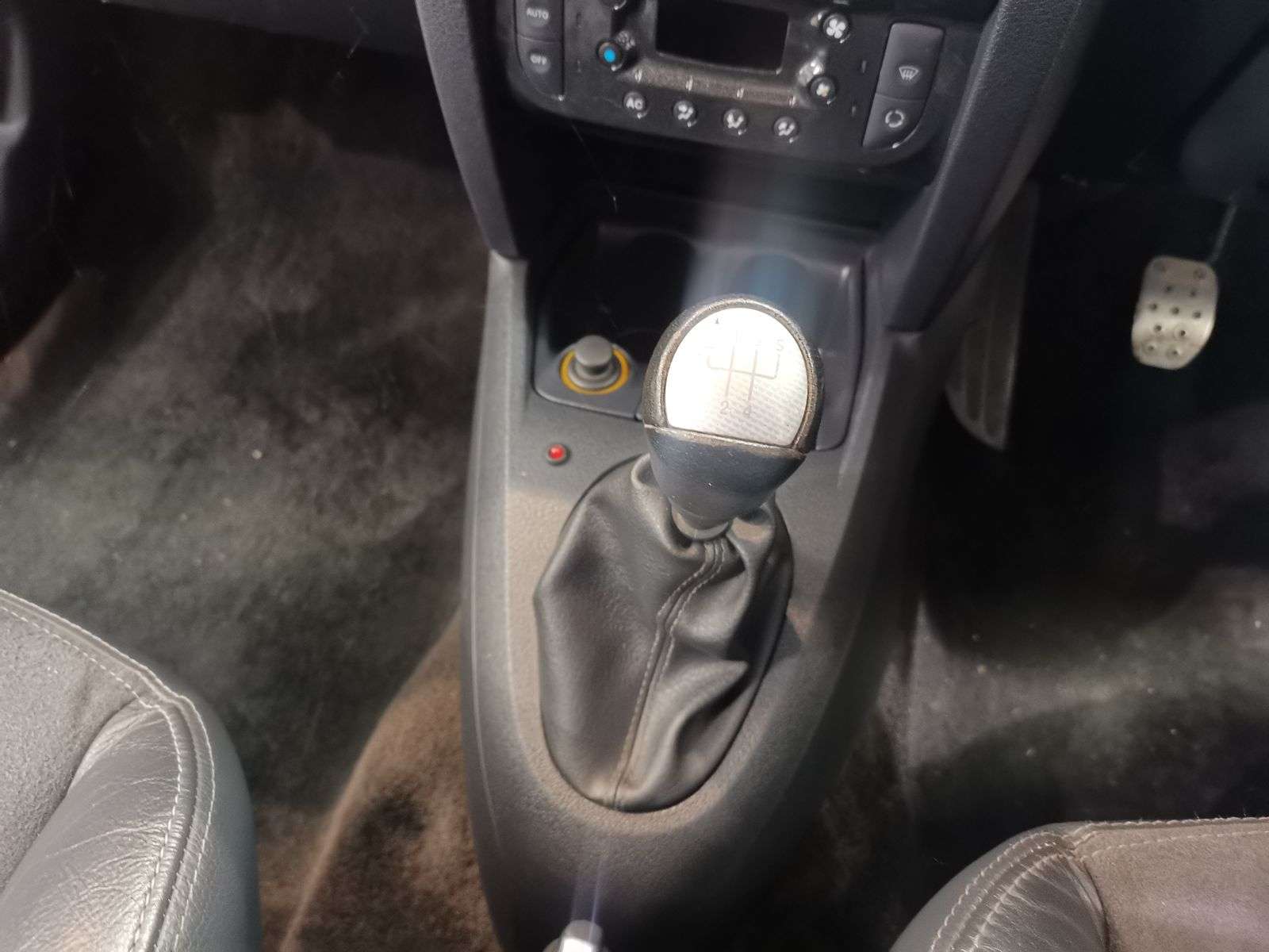 2003 RENAULT CLIO 2003 RENAULT CLIO