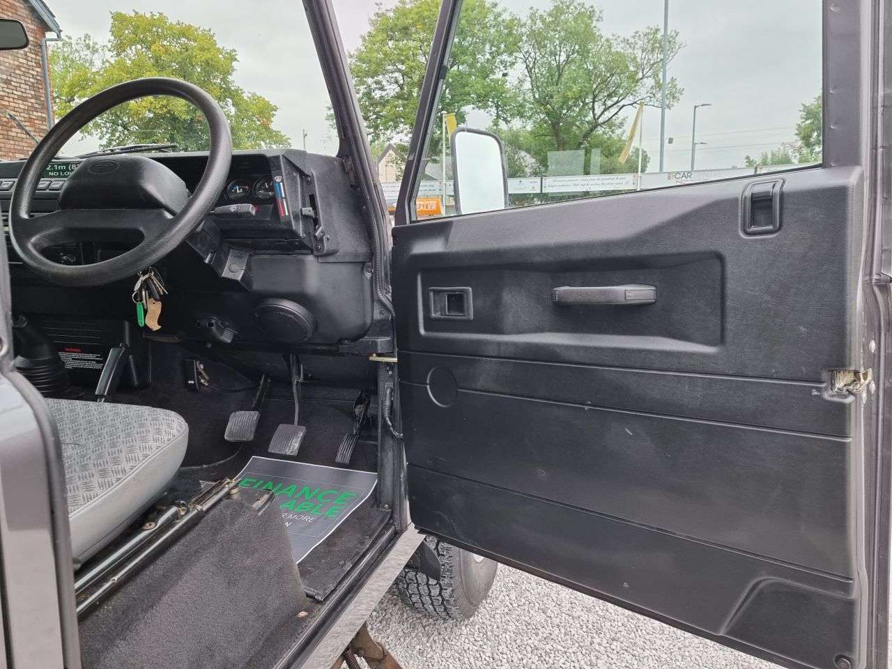 2005 LAND ROVER DEFENDER 2005 LAND ROVER DEFENDER