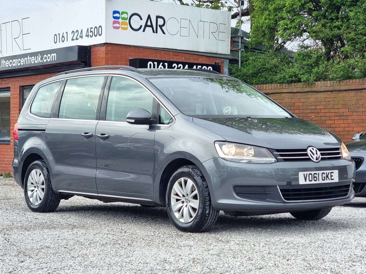 A 2011 VOLKSWAGEN SHARAN 2.0 SE TDI DSG 5d 142 BHP A 2011 VOLKSWAGEN SHARAN 2.0 SE TDI DSG 5d 142 BHP