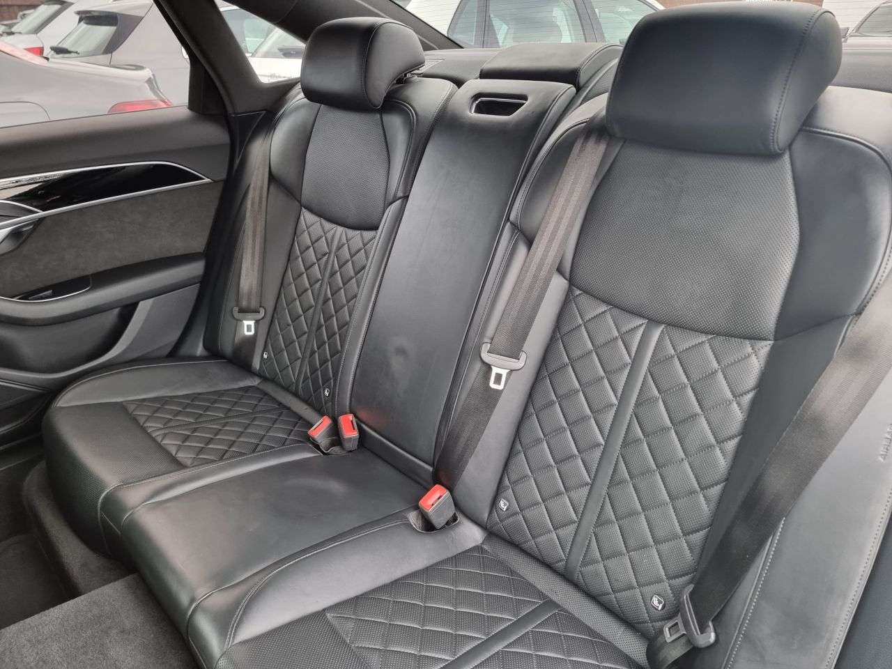 2021 AUDI A8 2021 AUDI A8