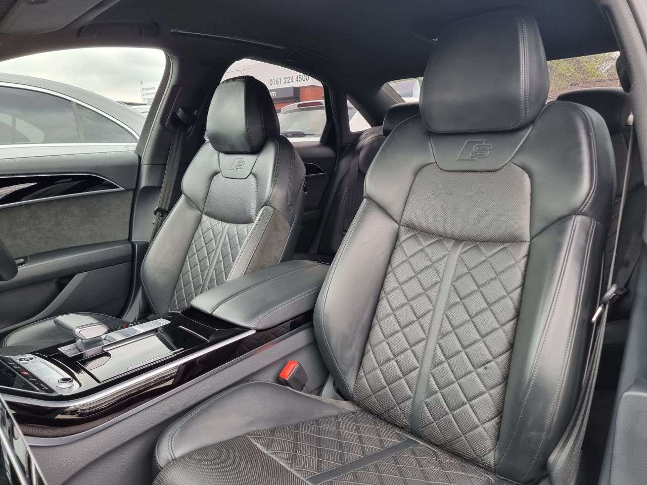 2021 AUDI A8 2021 AUDI A8