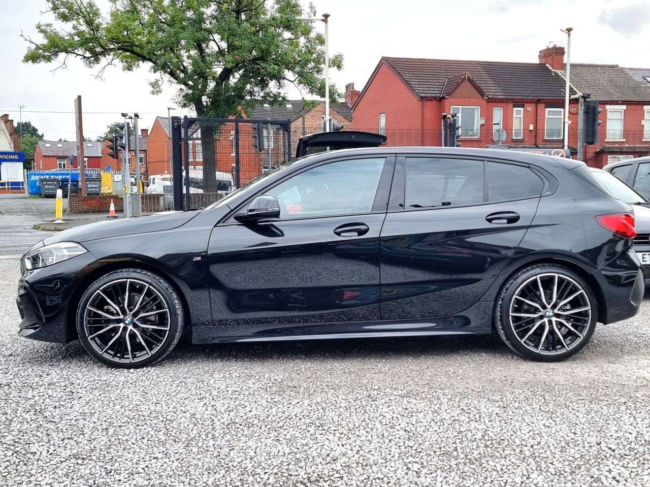 2022 BMW 1 SERIES 2022 BMW 1 SERIES