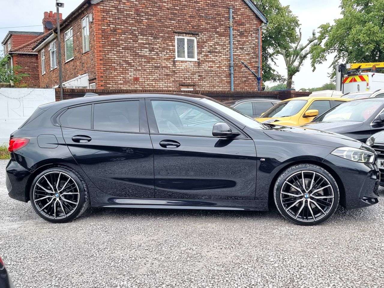 2022 BMW 1 SERIES 2022 BMW 1 SERIES