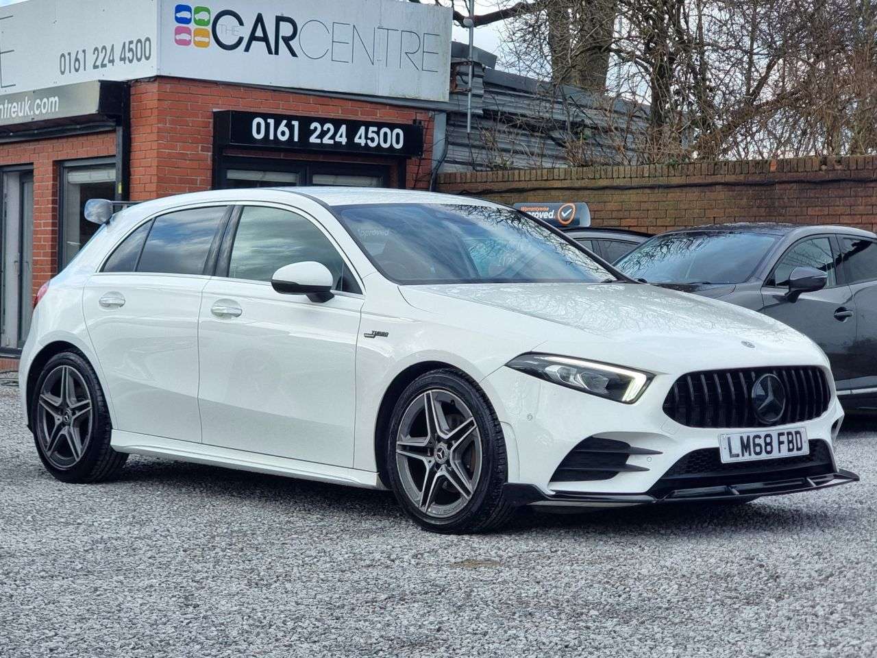 A 2018 MERCEDES-BENZ A-CLASS 1.3 A200 AMG Line (Premium) Hatchback 5dr Petrol 7G-DCT Euro 6 (s/s) (163 p A 2018 MERCEDES-BENZ A-CLASS 1.3 A200 AMG Line (Premium) Hatchback 5dr Petrol 7G-DCT Euro 6 (s/s) (163 p